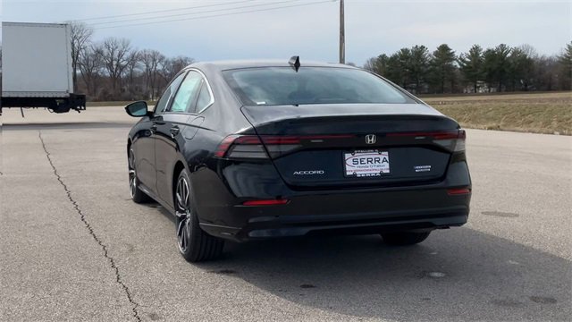 New 2026 Honda Accord Touring image 7