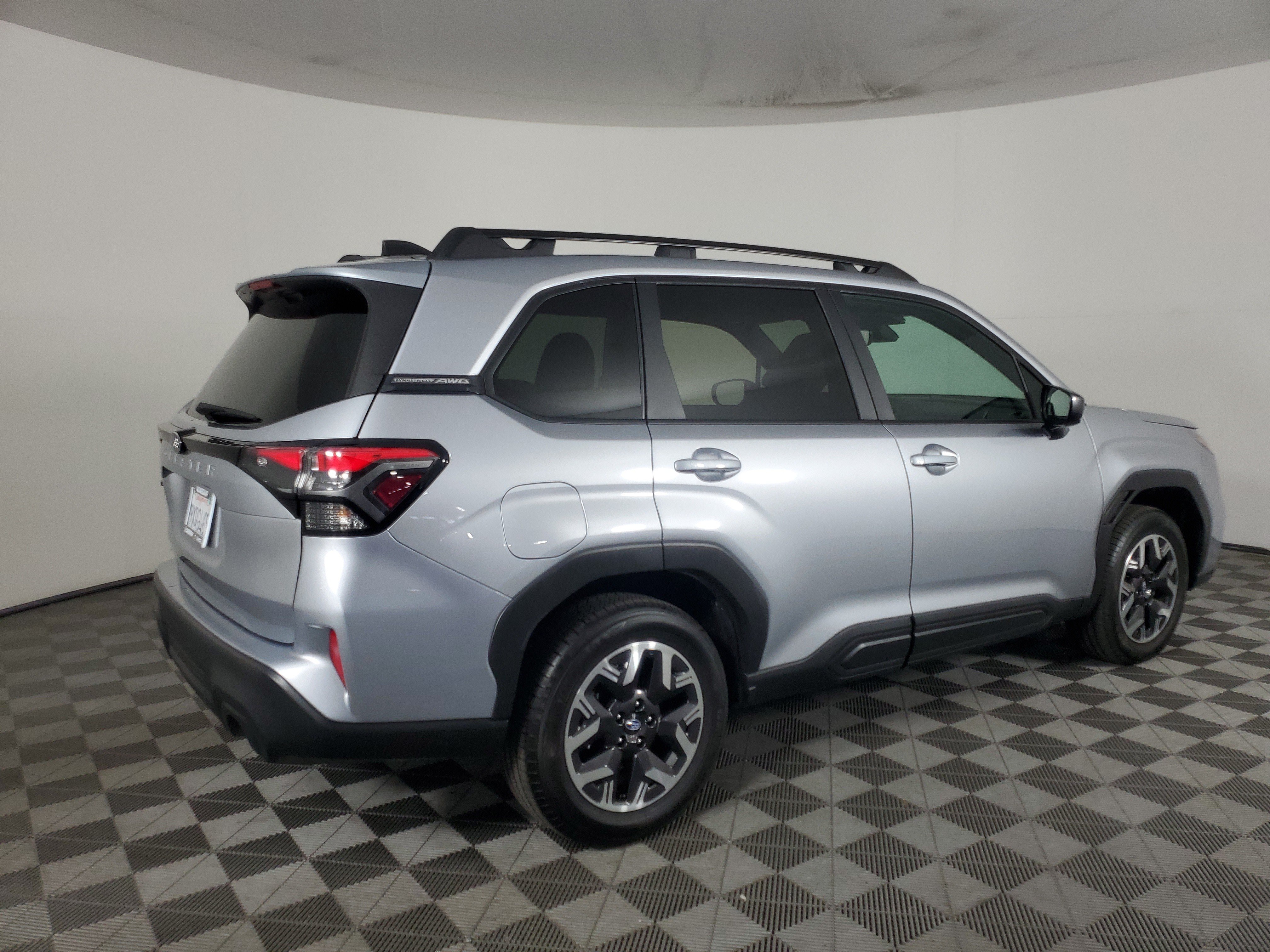 Used 2026 Subaru Forester Premium AWD/4WD image 4