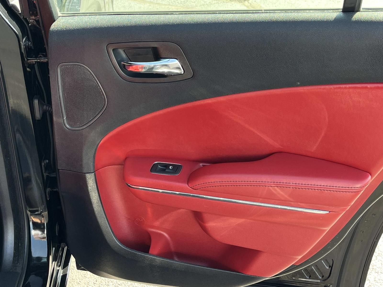 Used 2013 Dodge Charger SXT Plus RWD image 18