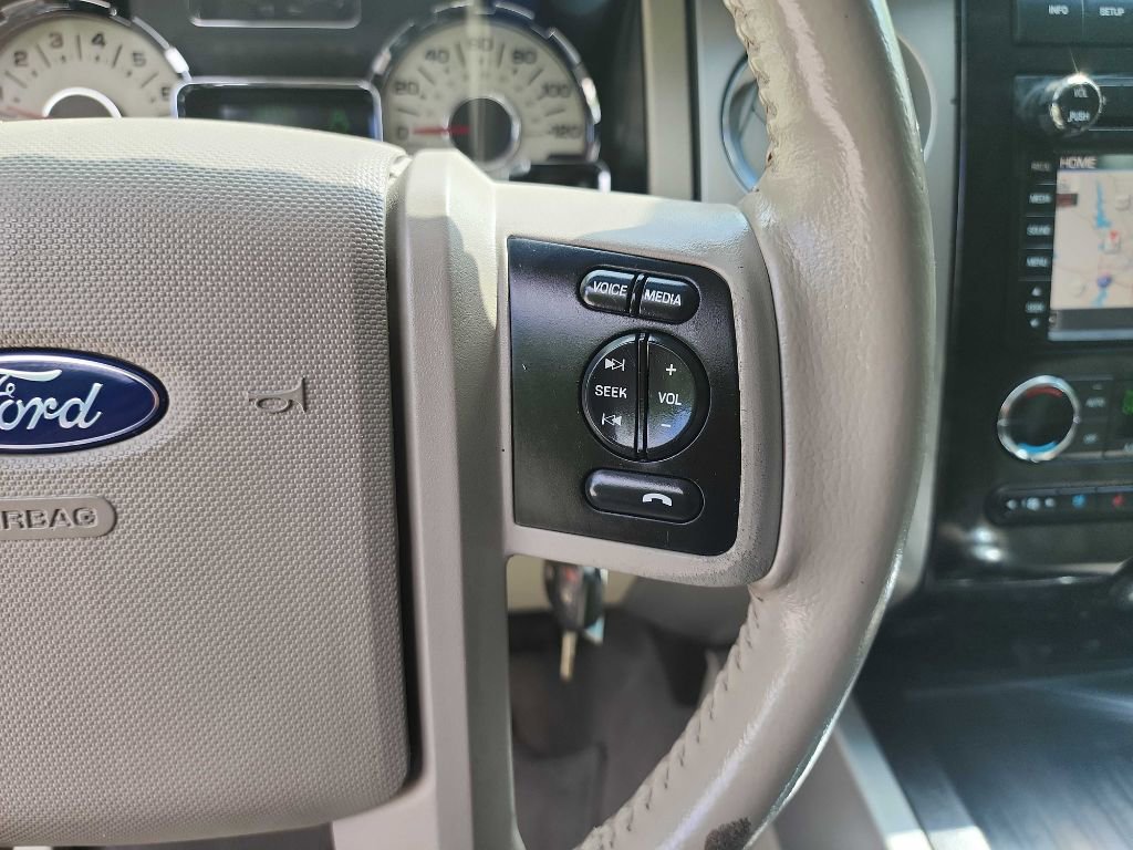 Used 2013 Ford Expedition Limited image 20