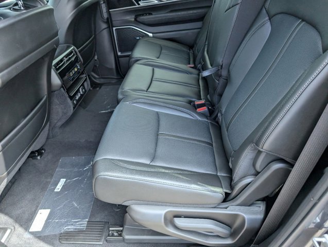 New 2024 Jeep Wagoneer 4WD w/ Convenience Group I image 16