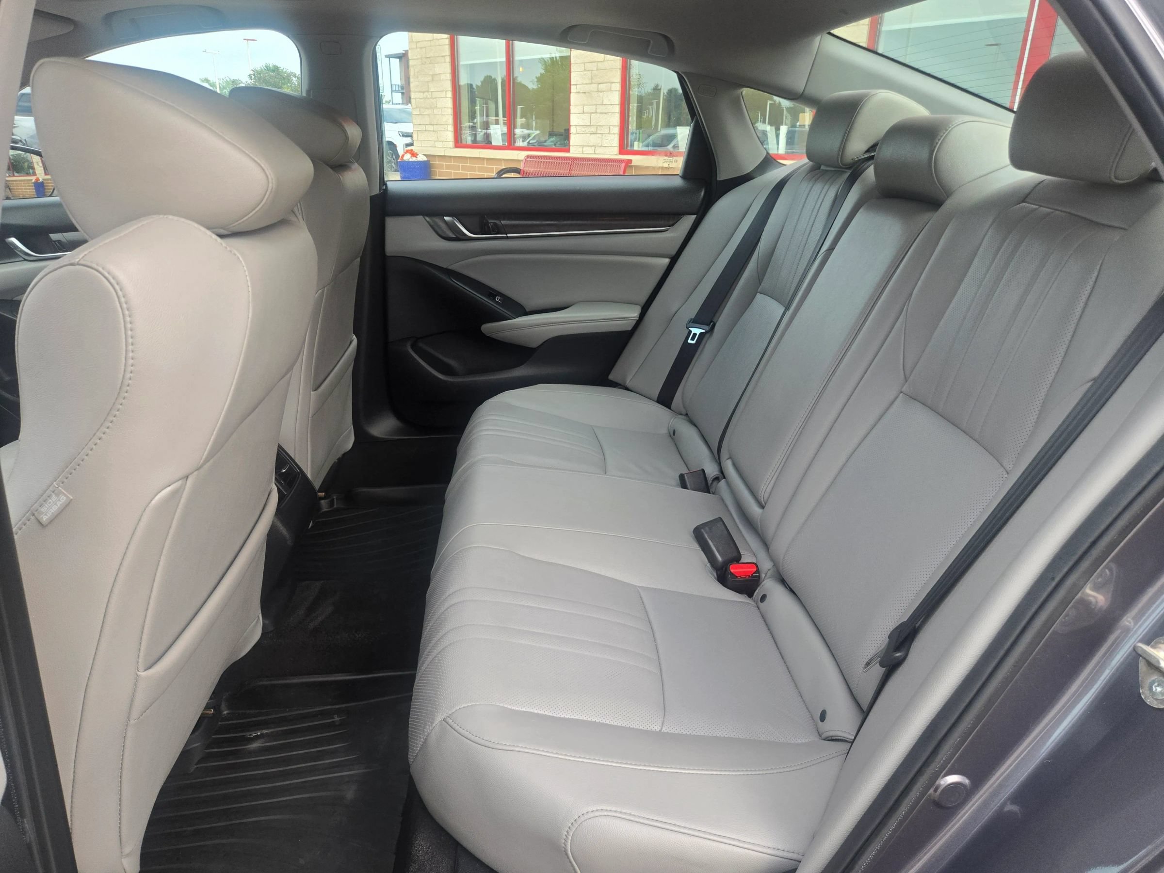 Used 2019 Honda Accord EX-L image 9