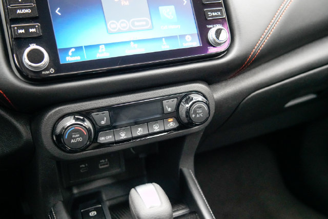 Used 2023 Nissan Kicks SR w/ SR Premium Package FWD image 21
