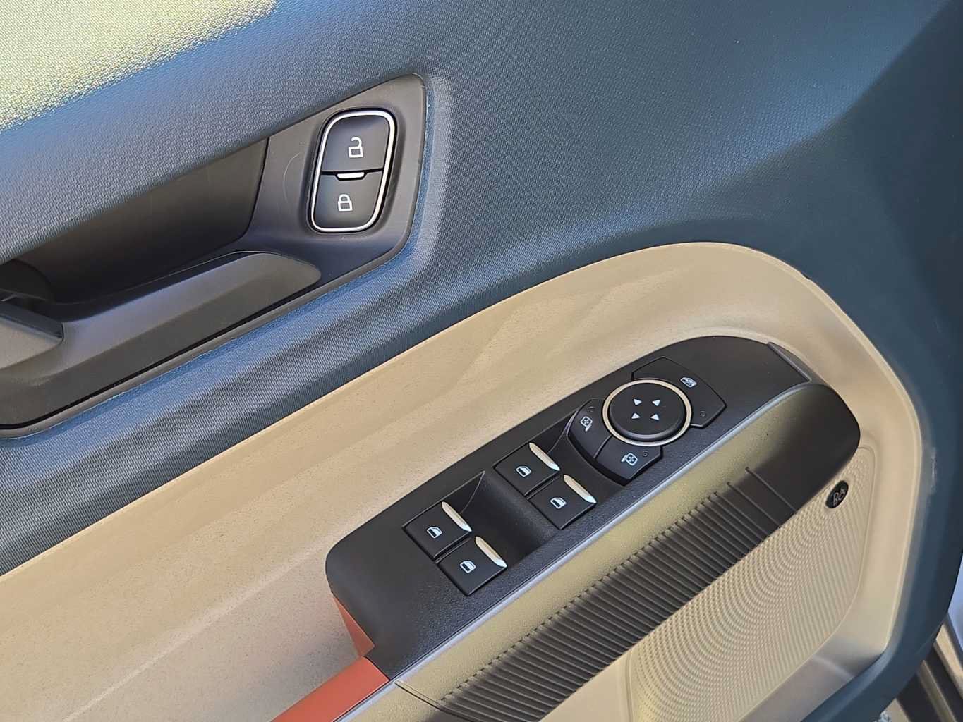 New 2026 Ford Maverick Lariat AWD/4WD image 18