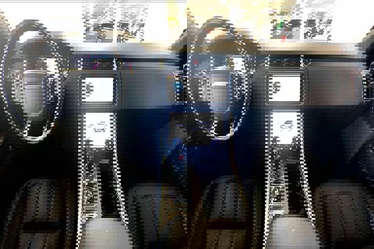 Used 2018 Land Rover Range Rover Sport HSE image 15