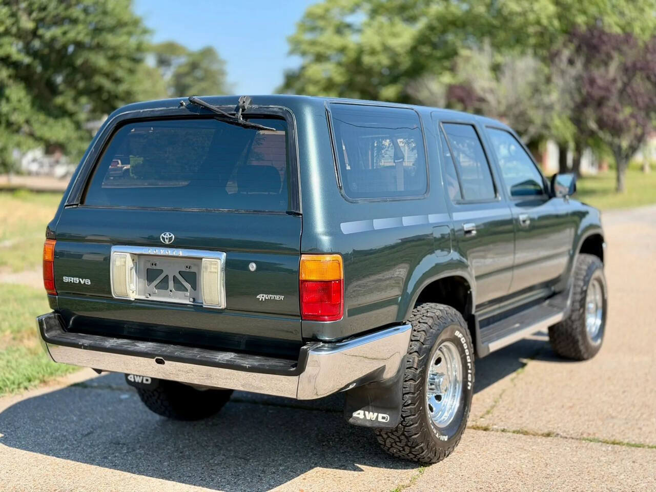 Used 1992 Toyota 4Runner SR5 AWD/4WD image 1
