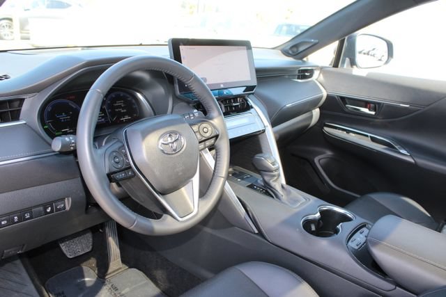Used 2024 Toyota Venza Limited AWD/4WD image 12