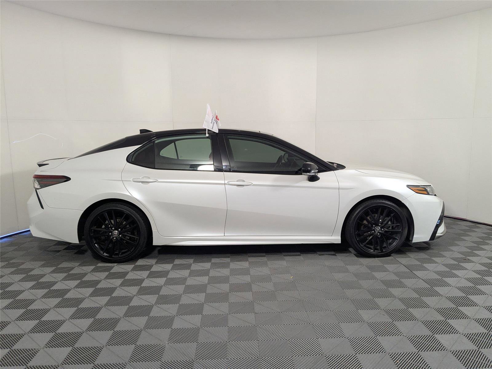 Certified 2021 Toyota Camry XSE w/ Navigation Package image 4