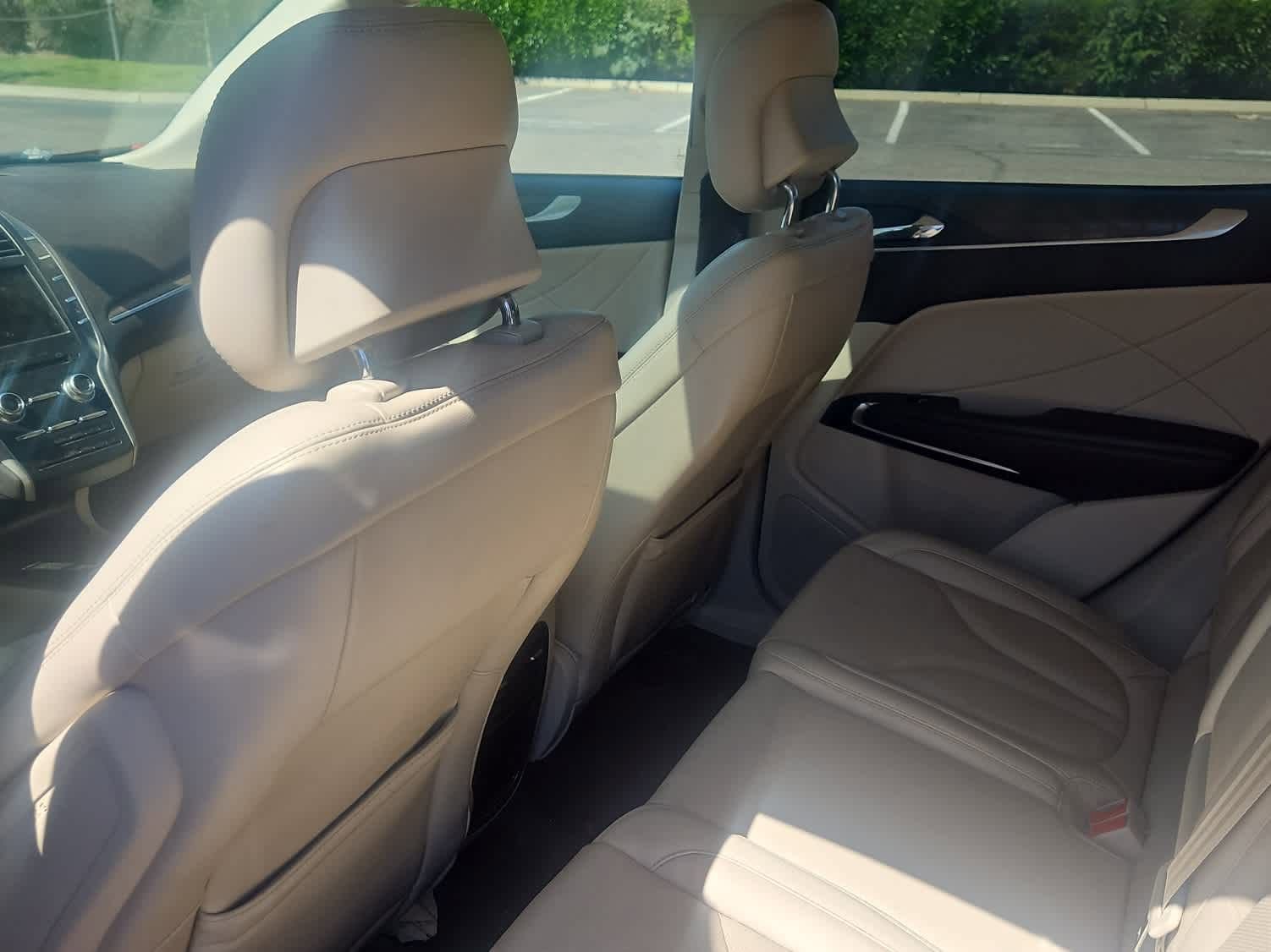 Used 2019 Lincoln MKC Reserve w/ MKC Technology Package FWD image 11