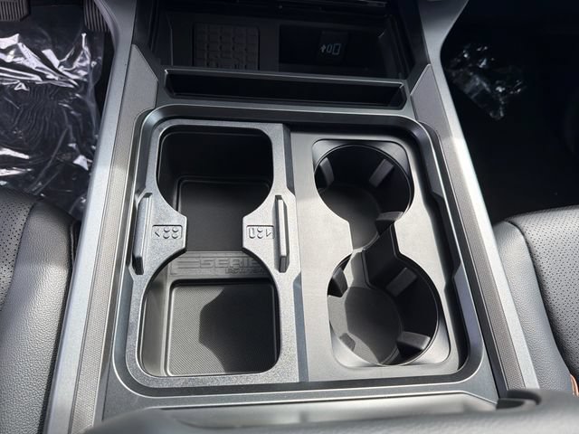 New 2026 Ford F250 Lariat w/ Black Appearance Package AWD/4WD image 31