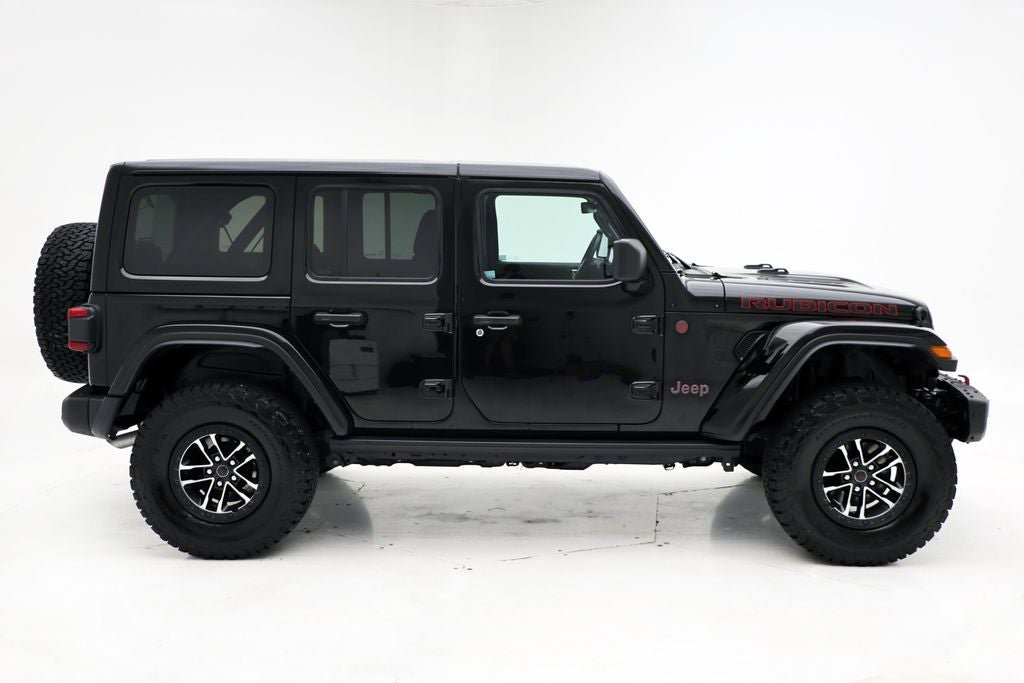 Used 2024 Jeep Wrangler Unlimited Rubicon AWD/4WD image 4
