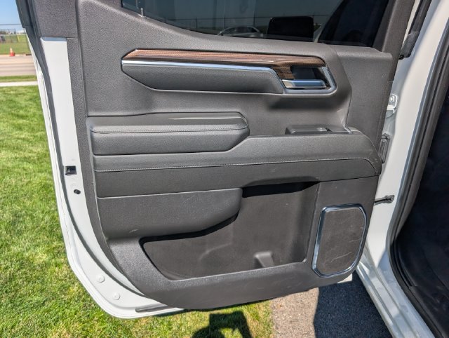 Used 2024 Chevrolet Silverado 1500 LT AWD/4WD image 15