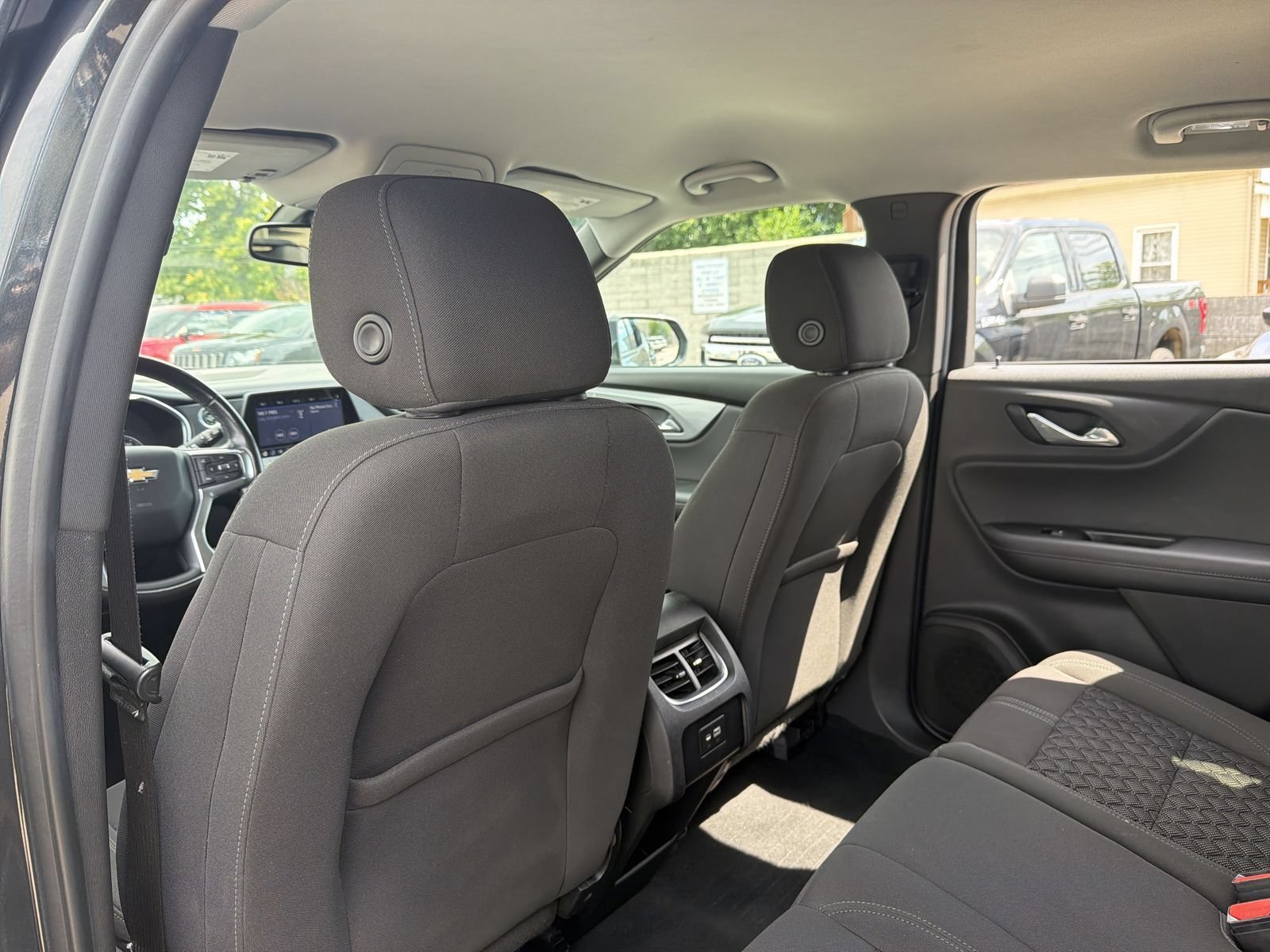 Used 2019 Chevrolet Blazer LT FWD image 20