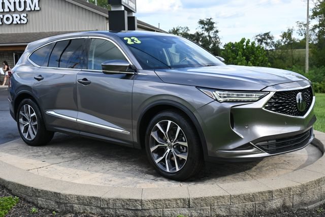 Used 2023 Acura MDX w/ Technology Package AWD/4WD image 3