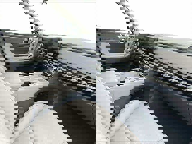 Used 2024 Hyundai Santa Fe Calligraphy image 15