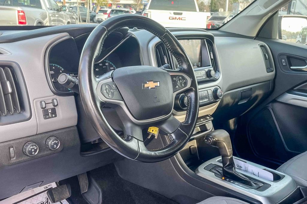 Used 2018 Chevrolet Colorado LT w/ LT Convenience Package image 9