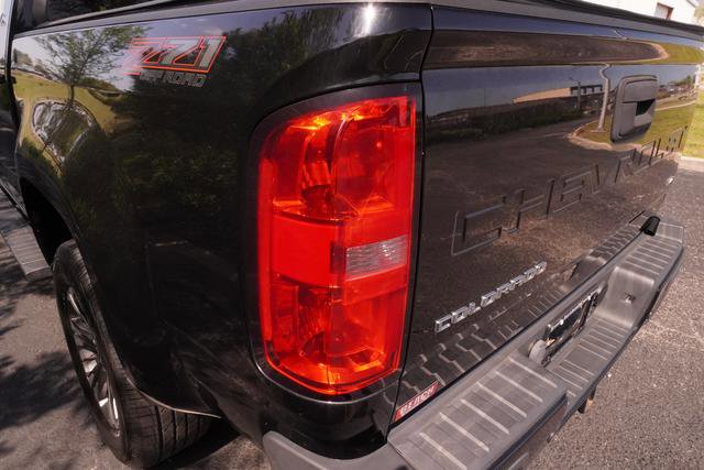 Used 2022 Chevrolet Colorado Z71 w/ Safety Package image 31