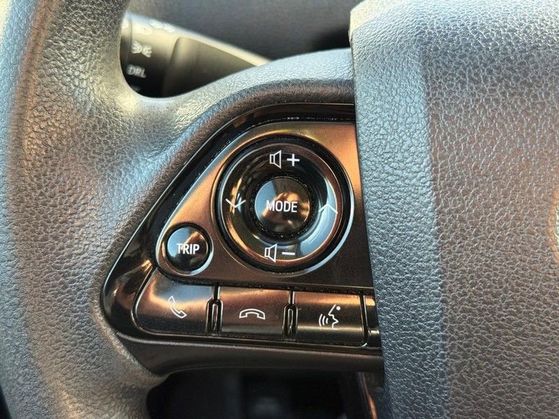 Used 2019 Toyota Prius LE image 20