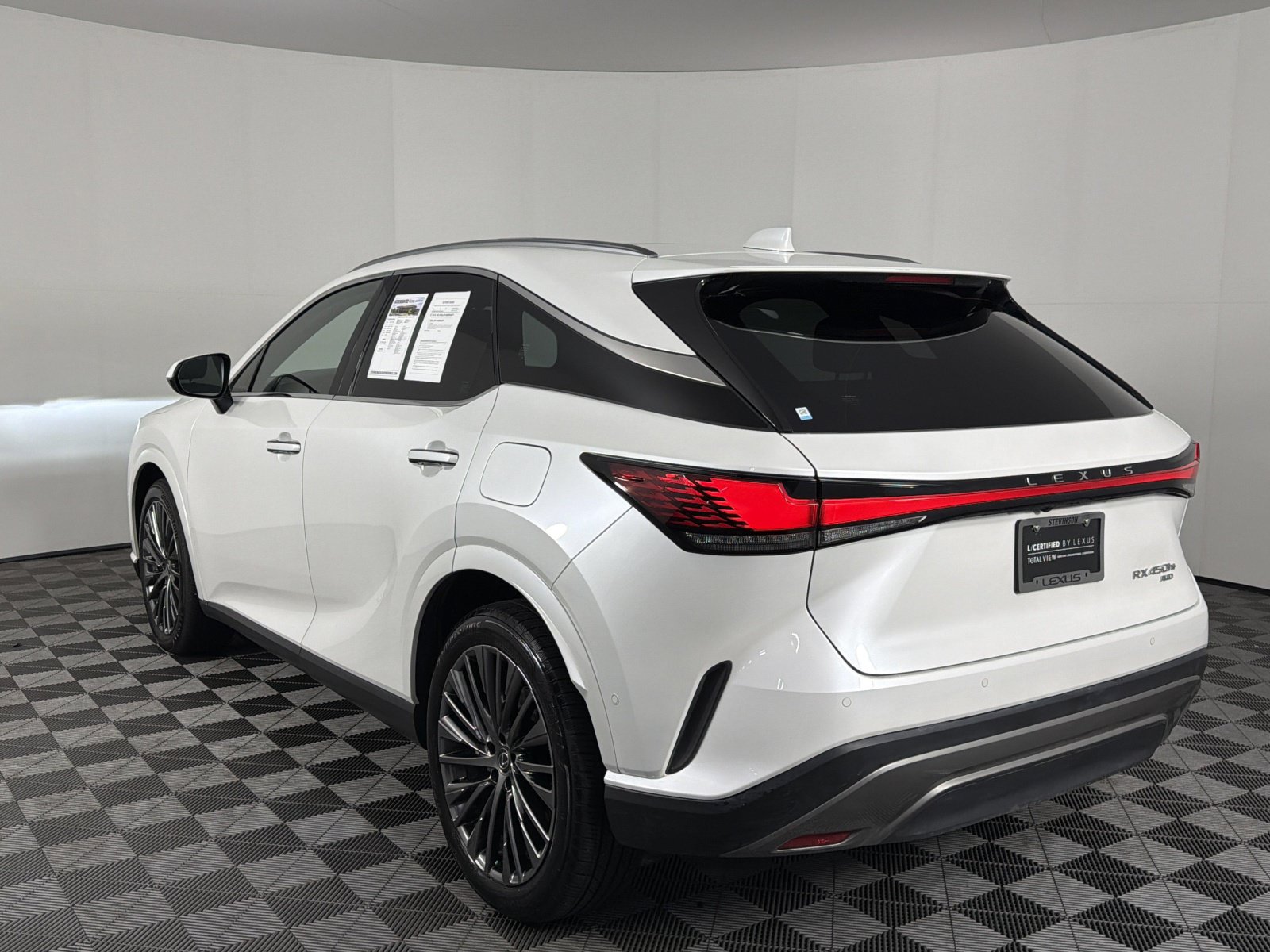 Certified 2025 Lexus RX 450h AWD w/ Convenience Package image 23