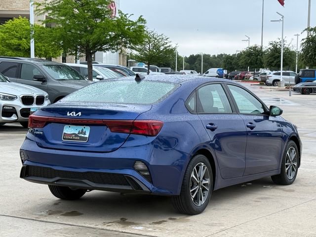 Used 2023 Kia Forte LXS FWD image 5