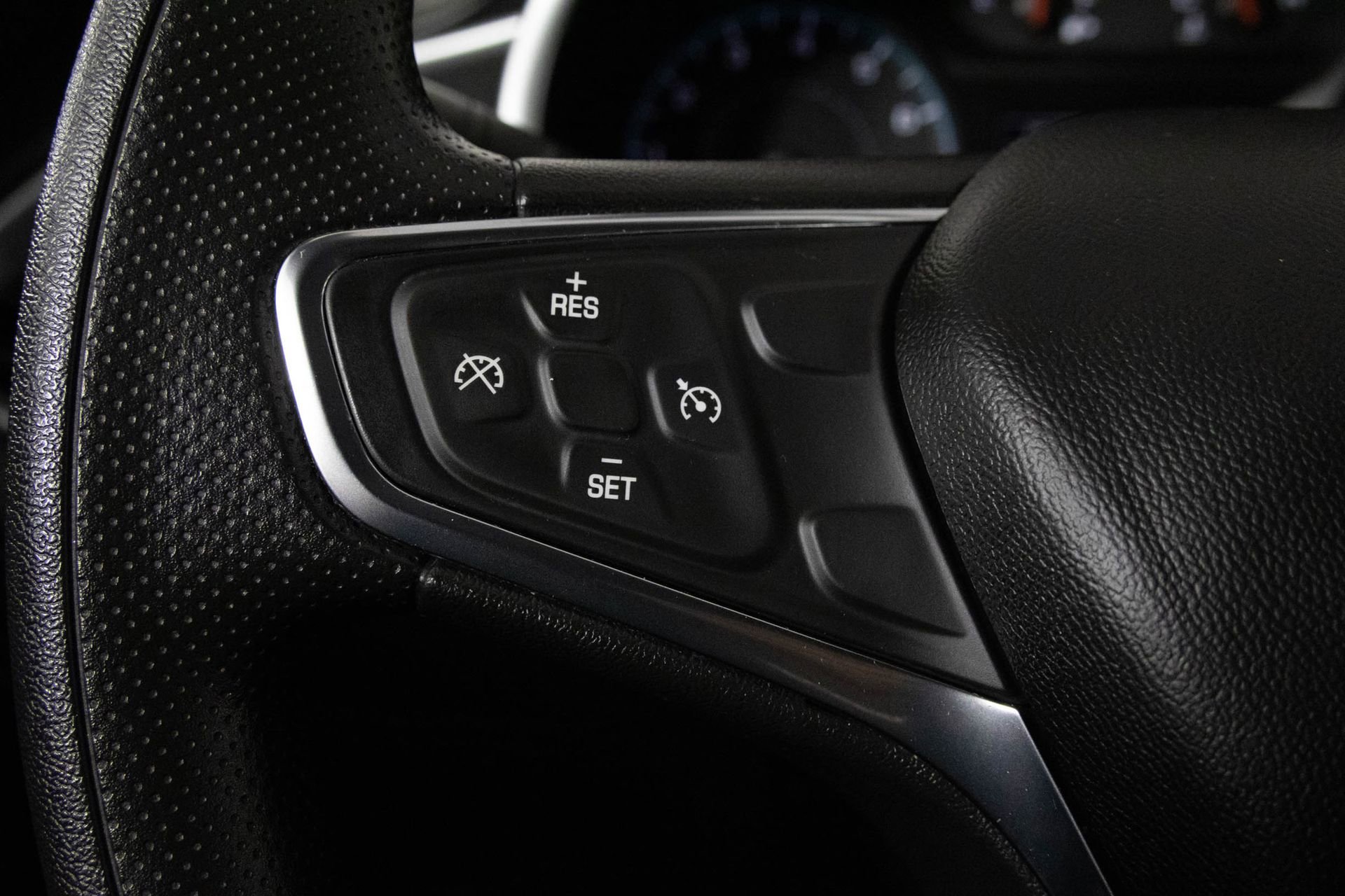 Used 2021 Chevrolet Malibu LS image 28