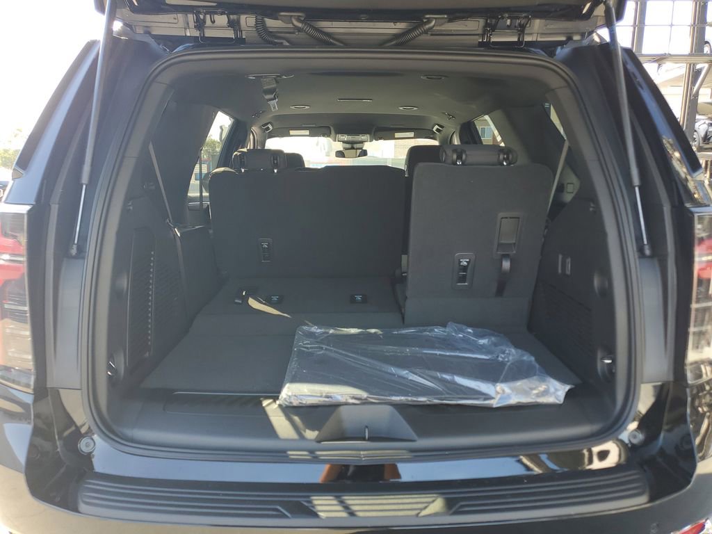 New 2026 Chevrolet Tahoe LS image 9