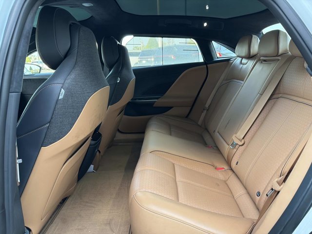 Used 2022 Lucid Air Grand Touring image 17