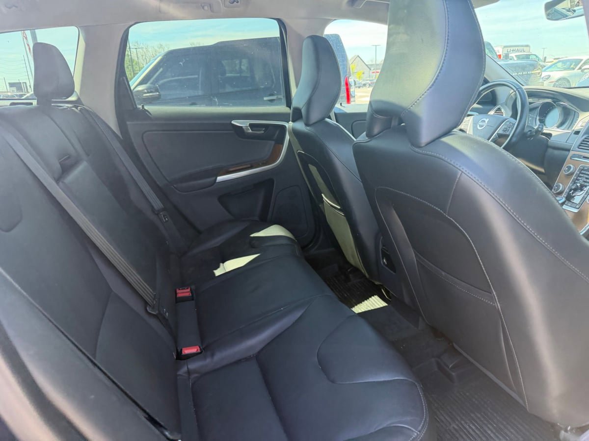Used 2017 Volvo XC60 T6 Inscription w/ Protection Package AWD/4WD image 7