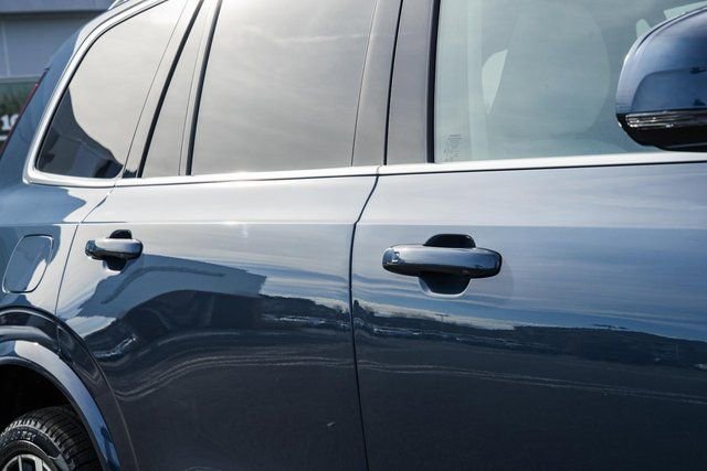 New 2026 Volvo XC90 B6 Ultra w/ Protection Package image 16