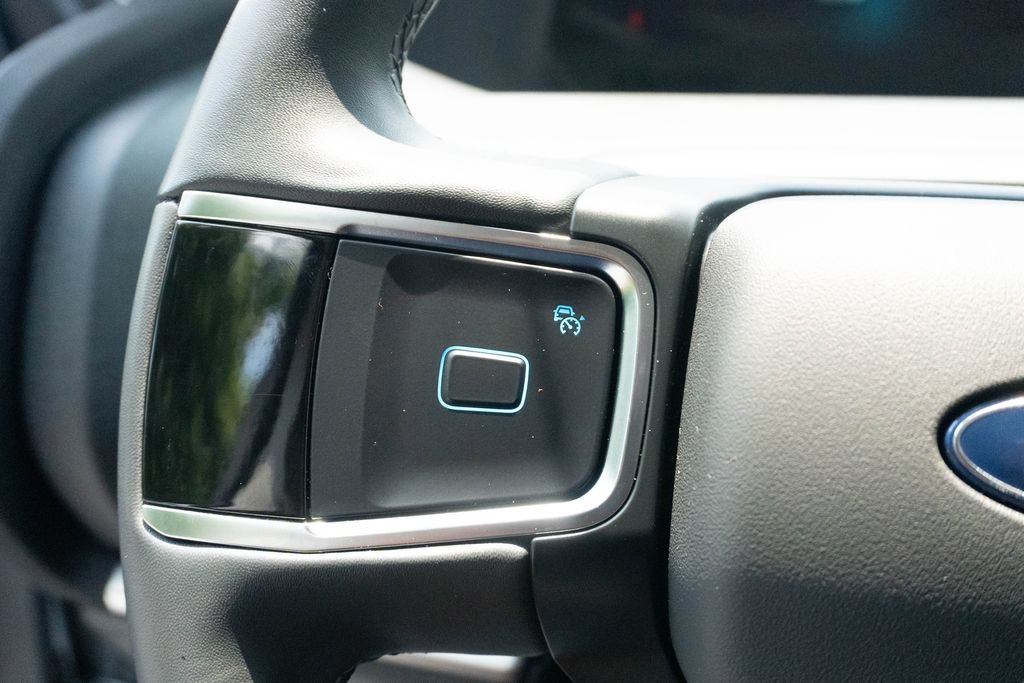Used 2025 Ford Expedition Max Active RWD image 28