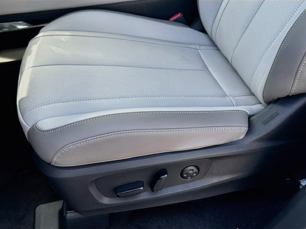 New 2027 INFINITI QX60 Luxe w/ Cargo Package FWD image 20