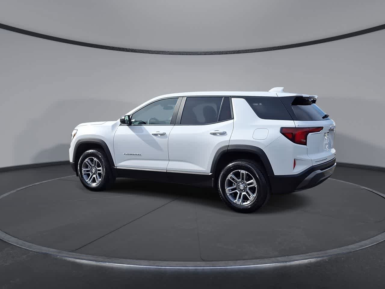 Used 2026 GMC Terrain Elevation image 6