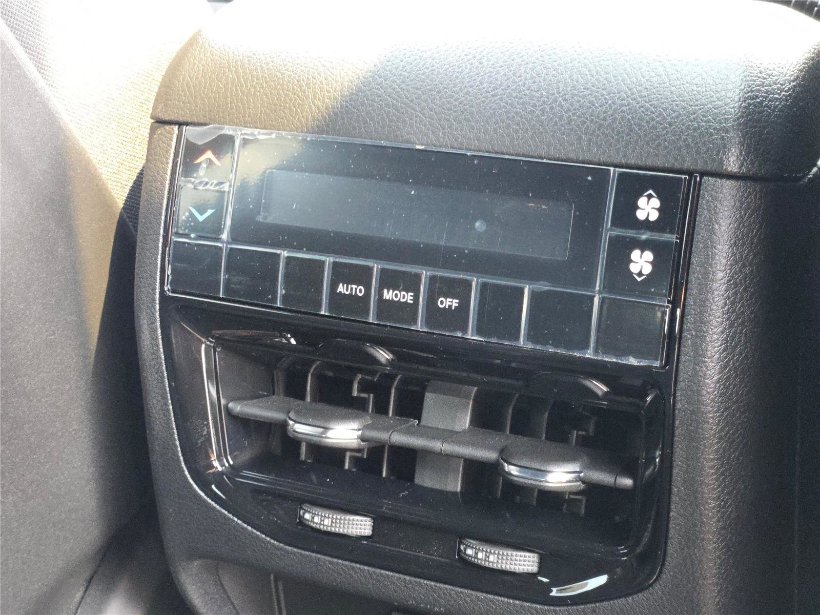 New 2025 Jeep Grand Cherokee L Laredo w/ Luxury Tech Group I image 11