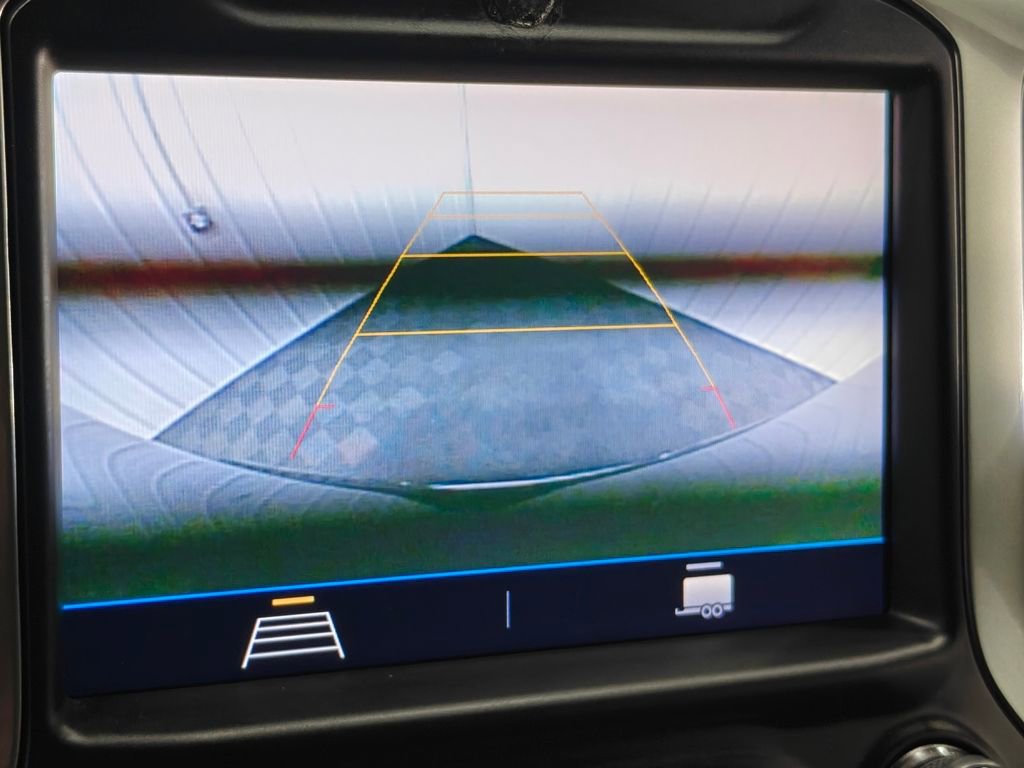 Used 2022 Chevrolet Silverado 1500 LT w/ Safety Package II image 7