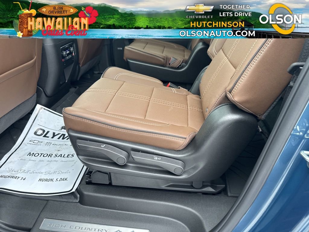 New 2026 Chevrolet Suburban High Country image 25