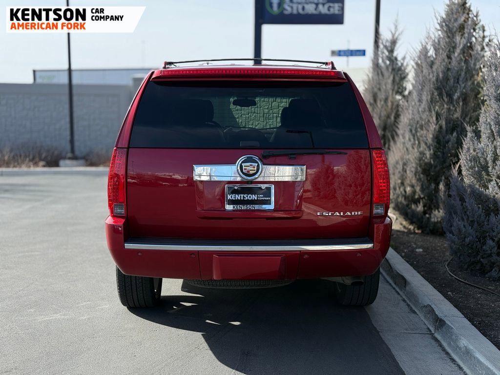 Used 2014 Cadillac Escalade Luxury image 7
