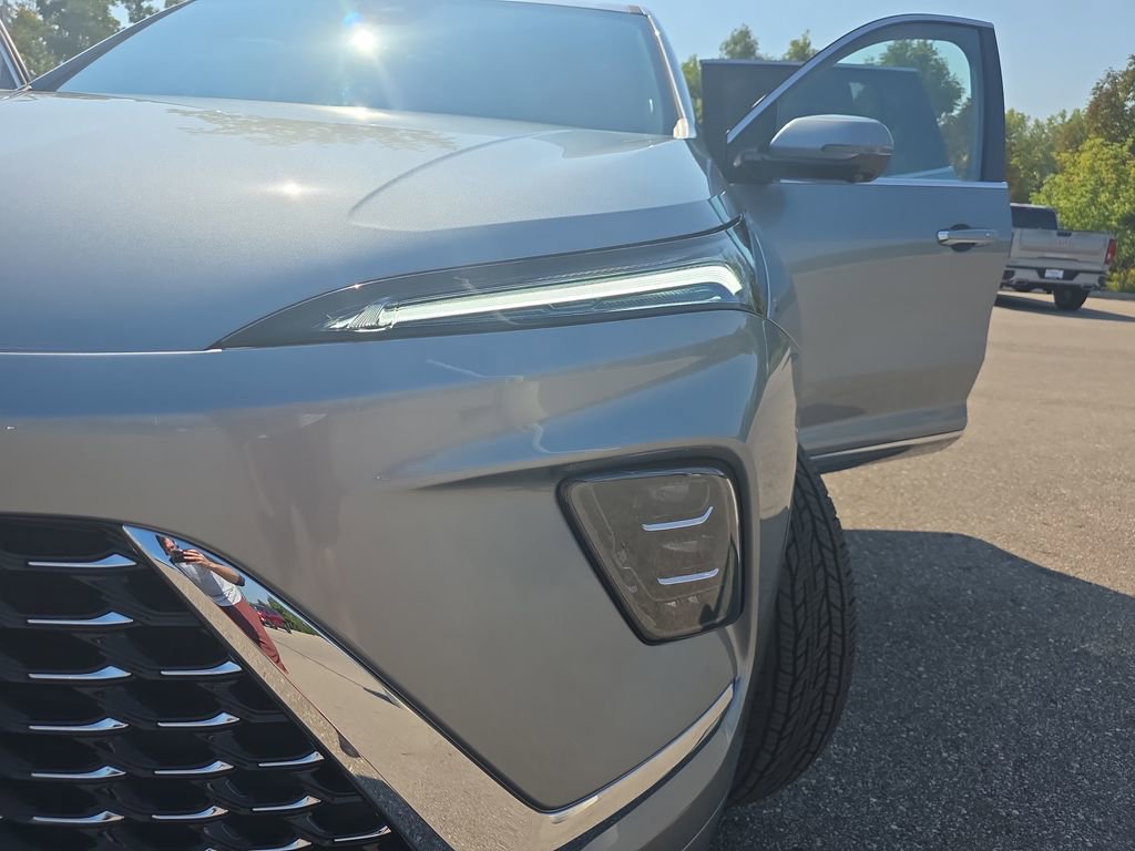 New 2026 Buick Enclave Avenir w/ Super Cruise Package image 33