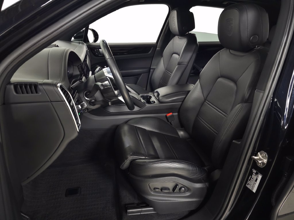 Used 2022 Porsche Cayenne S AWD/4WD image 17