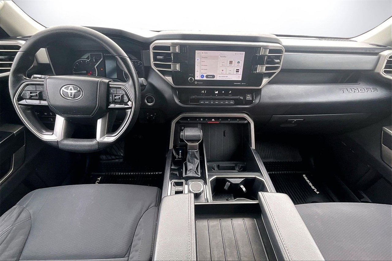 Used 2022 Toyota Tundra SR5 w/ SR5 Convenience Package image 16