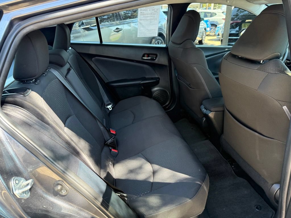 Used 2022 Toyota Prius LE FWD image 16