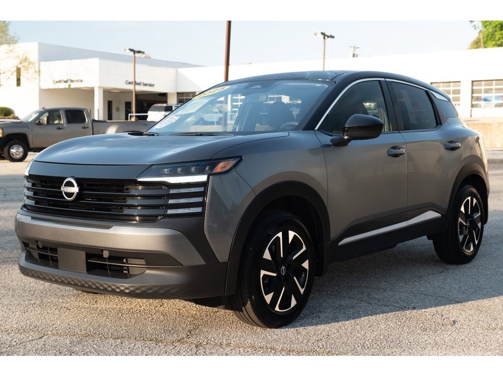 Used 2025 Nissan Kicks SV w/ Interior Electronics Package image 4