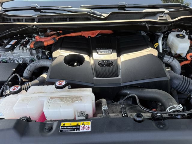 Used 2023 Toyota Tundra Limited w/ Power Package AWD/4WD image 37
