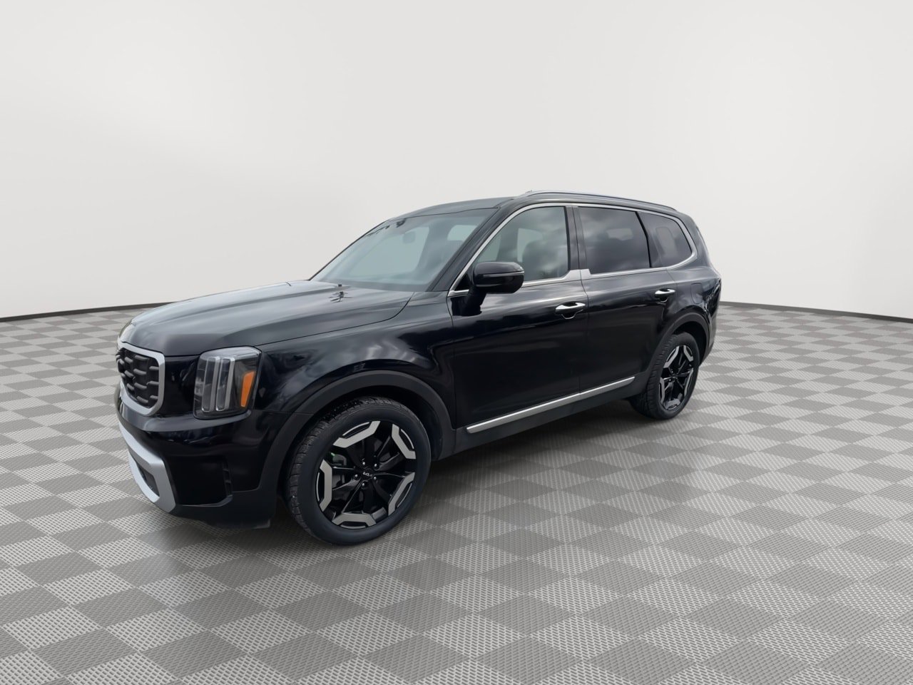 Used 2025 Kia Telluride S AWD/4WD image 4