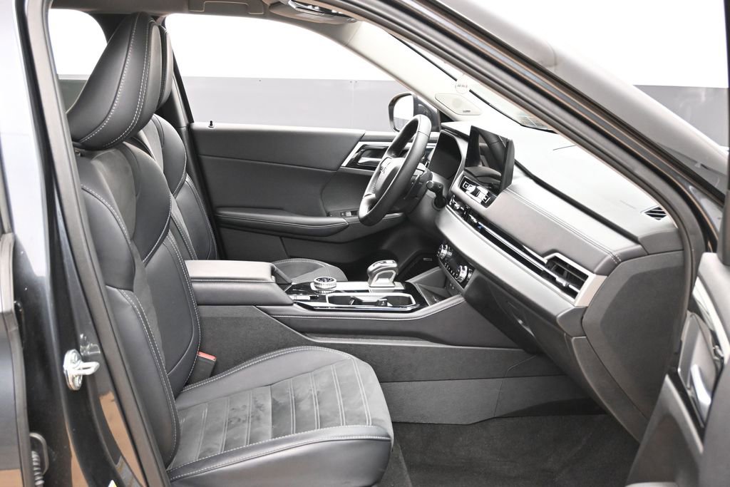 Used 2025 Mitsubishi Outlander SE AWD/4WD image 37