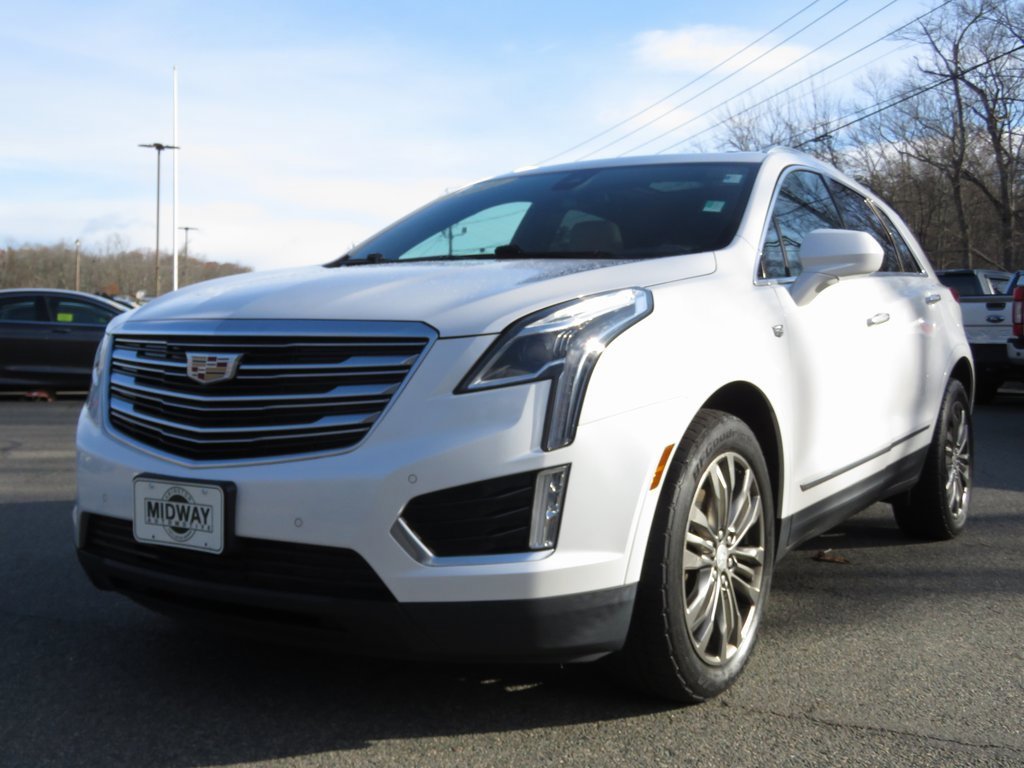 Used 2017 Cadillac XT5 Premium Luxury image 1
