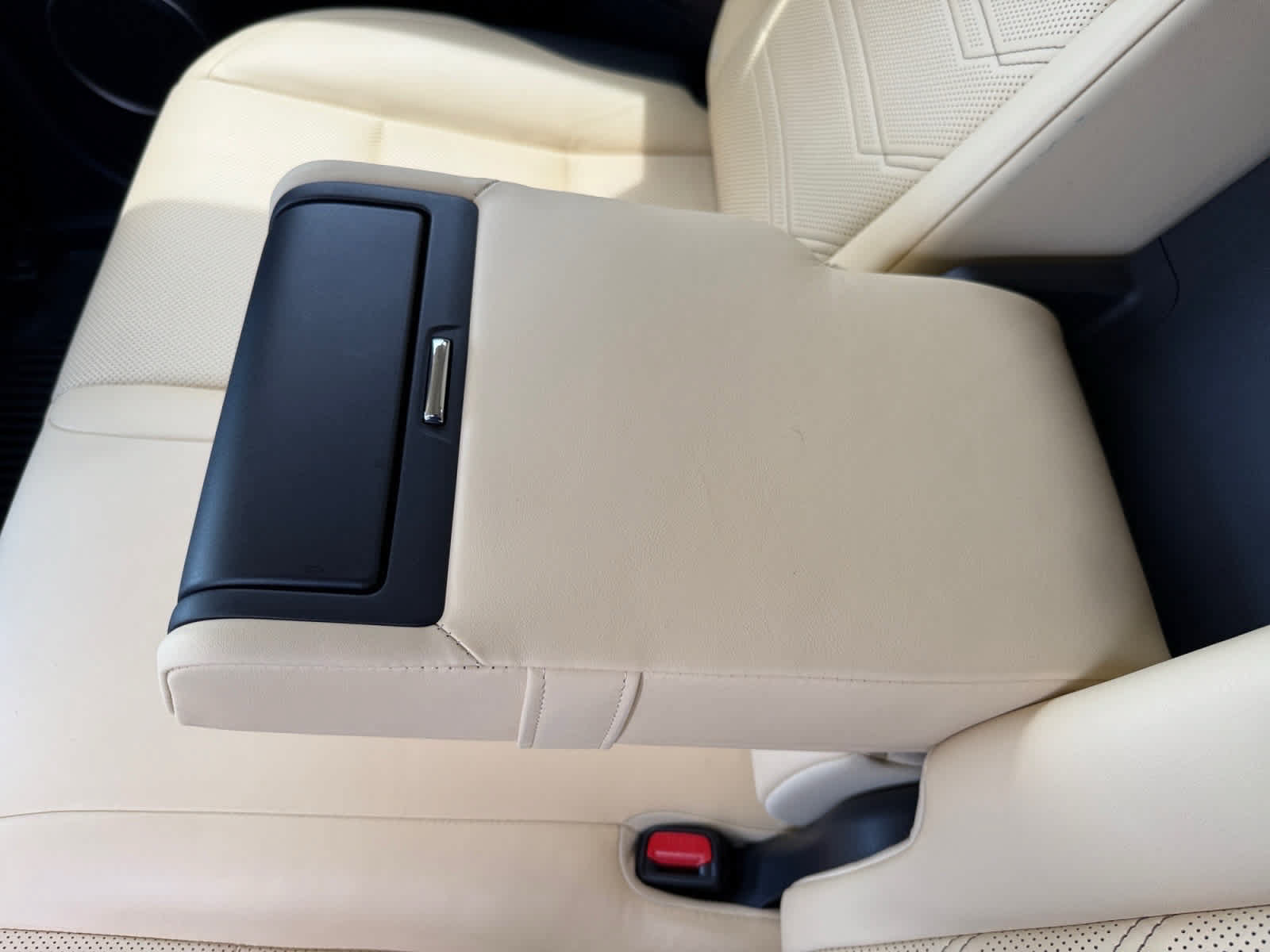 Used 2015 Lexus NX 200t AWD w/ Luxury Package image 17