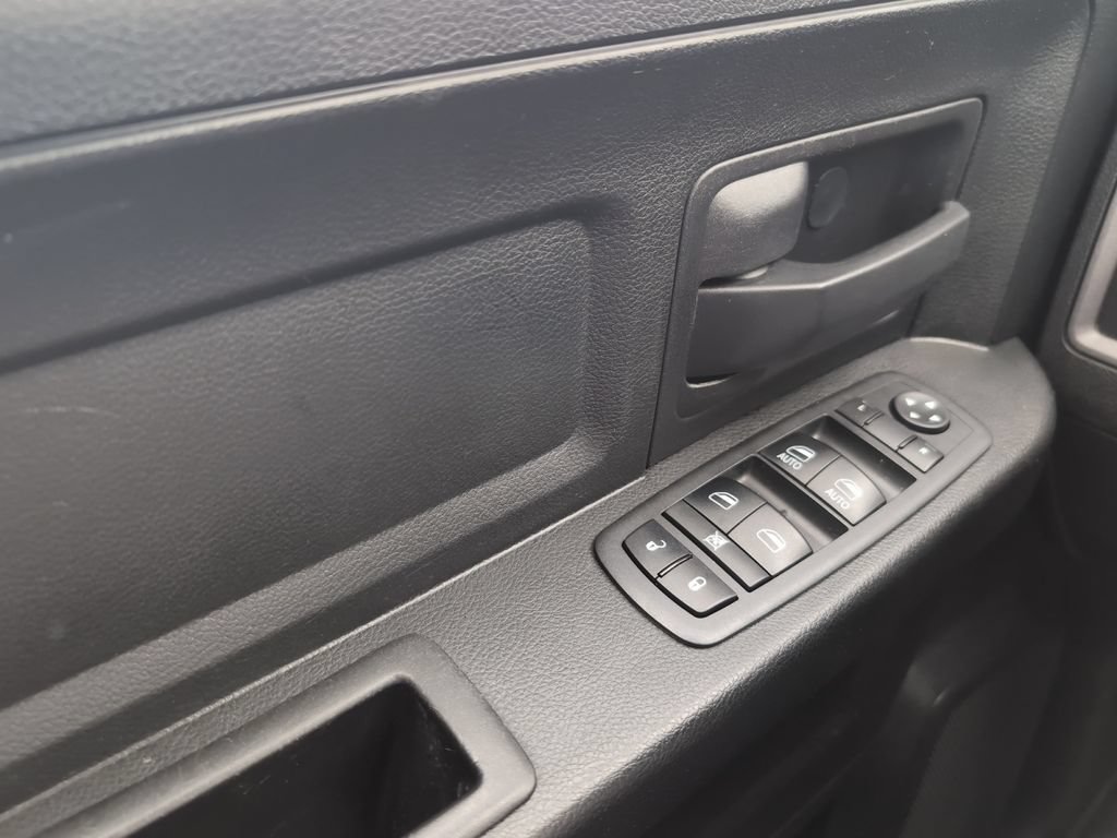 Used 2018 RAM 1500 Tradesman w/ Popular Equipment Group AWD/4WD image 18