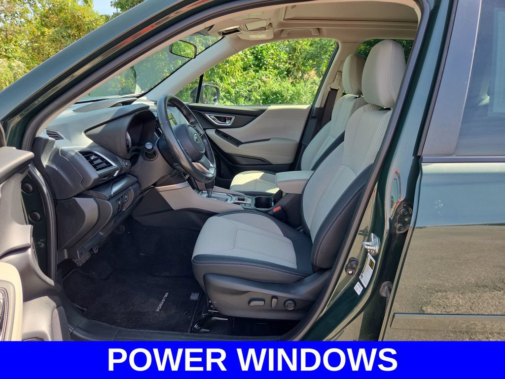 Used 2022 Subaru Forester Premium AWD/4WD image 15