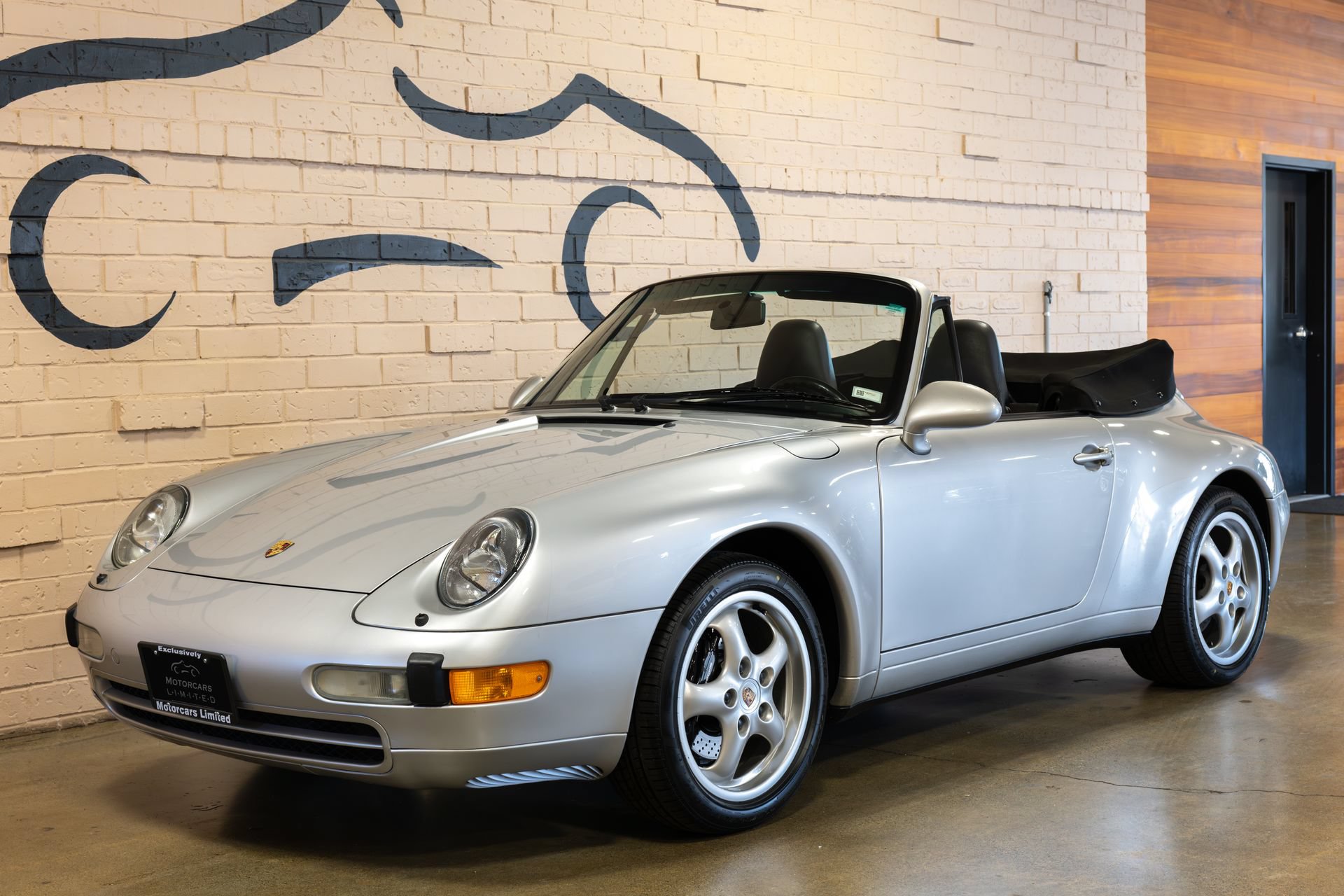 Used 1998 Porsche 911 Carrera RWD image 11