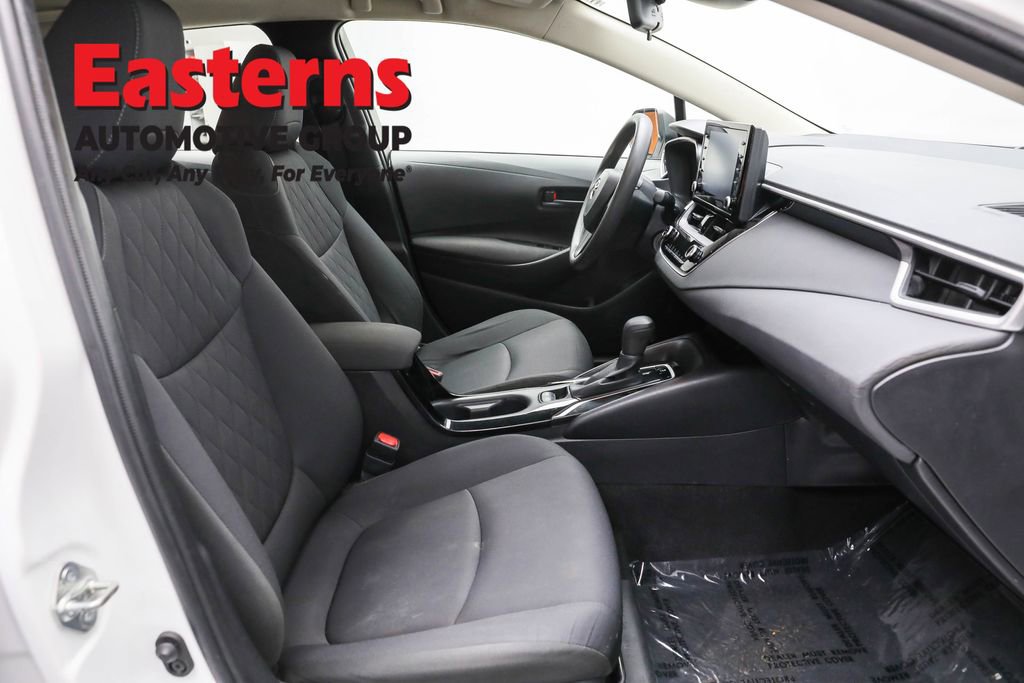 Used 2022 Toyota Corolla LE image 24